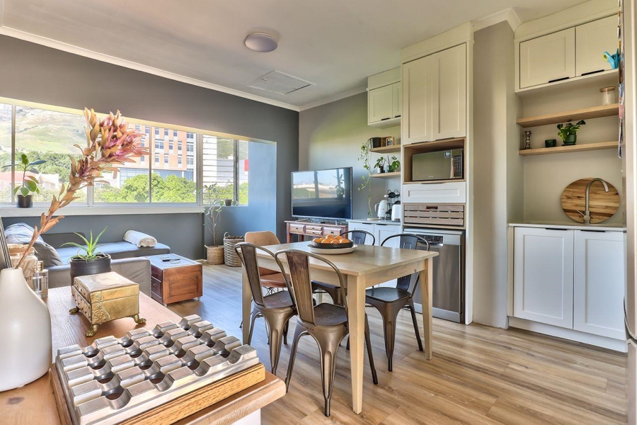 To Let 2 Bedroom Property for Rent in Zonnebloem Western Cape